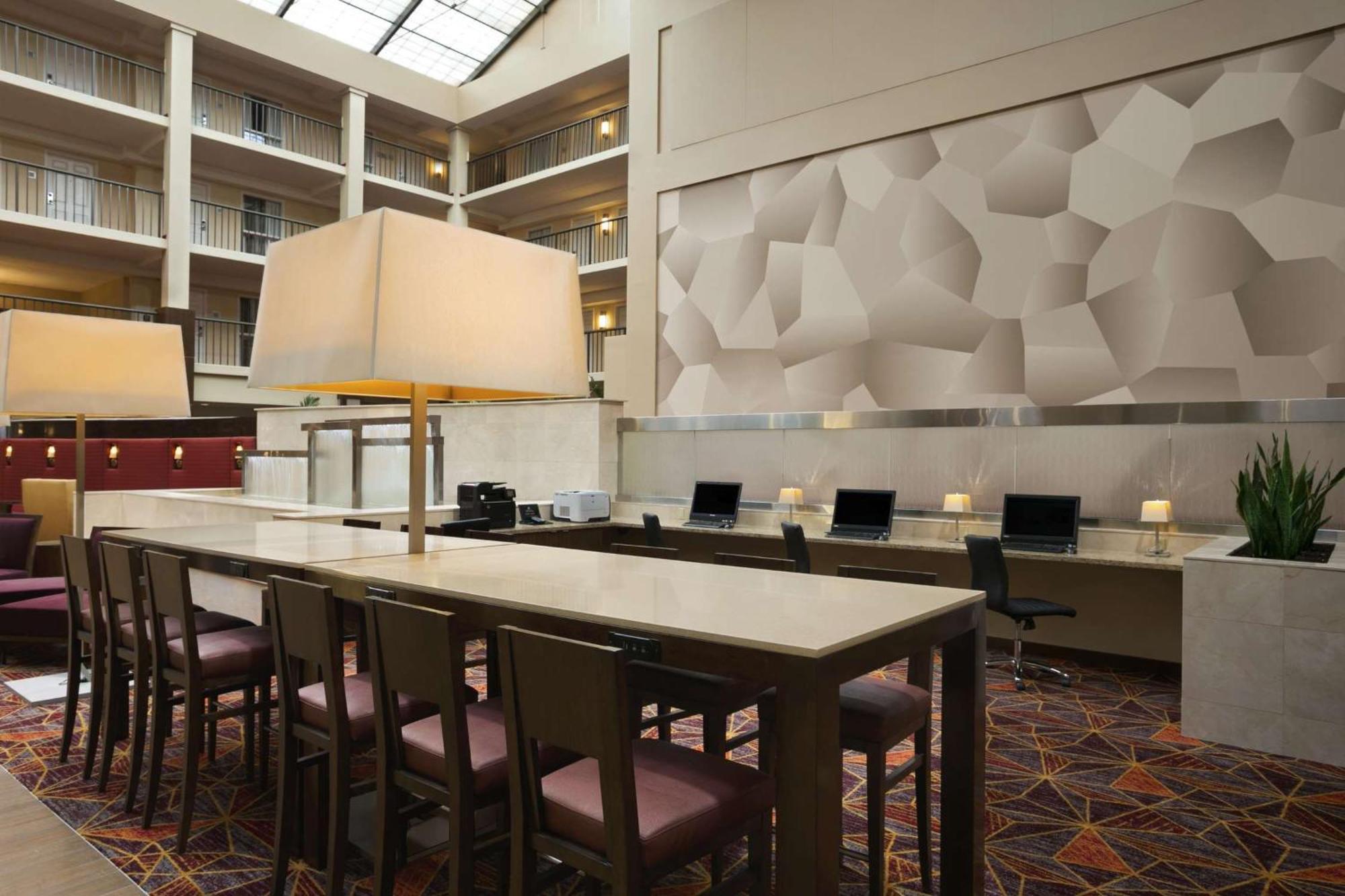 Embassy Suites Cleveland - Beachwood Luaran gambar