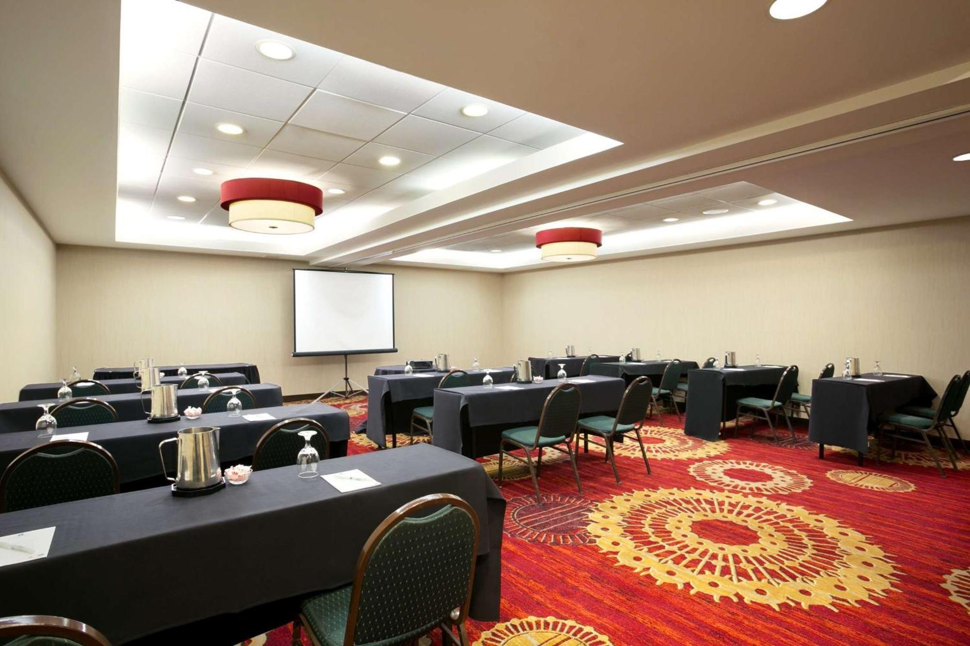 Embassy Suites Cleveland - Beachwood Luaran gambar